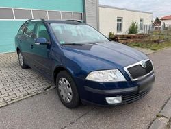 Blau Gebraucht 2008 Skoda Octavia Kombi | 2.900 € (Fairer Preis)