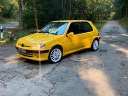 Gelb Gebraucht 2002 Peugeot 106 GTi Kleinwagen | 7.600 €