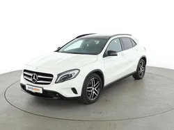 Weiß Gebraucht 2014 Mercedes GLA220 Urban SUV | 18.890 € (Fairer Preis)