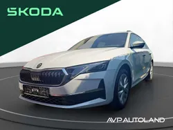 Moon weiss metallic Gebraucht 2024 Skoda Octavia Selection Kombi | 29.813 € (Fairer Preis)