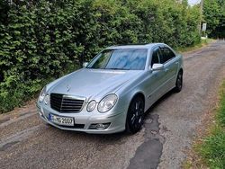 Silber Gebraucht 2008 Mercedes E350 Avantgarde Limousine | 12.500 € (Teuer)