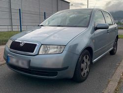 Silber Gebraucht 2003 Skoda Fabia Limousine | 1.350 € (Fairer Preis)