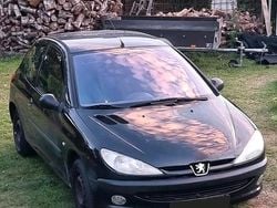 Schwarz Gebraucht 2003 Peugeot 206 Kleinwagen | 400 € (Superpreis)