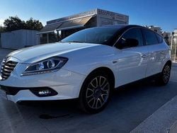 Weiß Gebraucht 2010 Lancia Delta Kleinwagen | 3.750 € (Fairer Preis)