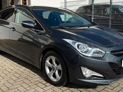 Grau Gebraucht 2012 Hyundai i40 Style Limousine | 9.990 € (Fairer Preis)
