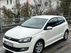 Weiß Gebraucht 2011 VW Polo Kleinwagen | 3.750 € (Fairer Preis)
