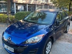 Blau Gebraucht 2010 Mazda 3 Prime-Line Limousine | 7.099 € (Fairer Preis)