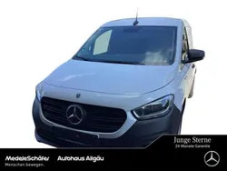 Arktikweiß Gebraucht 2024 Mercedes eCitan Van | 18.861 €
