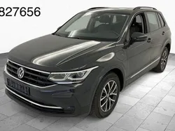 Uranograu/cinza urano Gebraucht 2021 VW Tiguan Life SUV | 27.950 € (Fairer Preis)