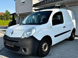 Weiß Gebraucht 2010 Renault Kangoo Van / Kleinbus | 3.399 € (Guter Preis)