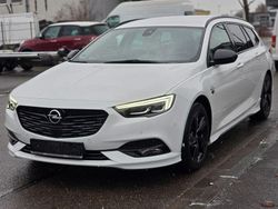 Weiß Gebraucht 2018 Opel Insignia Exklusiv Kombi | 13.490 € (Superpreis)