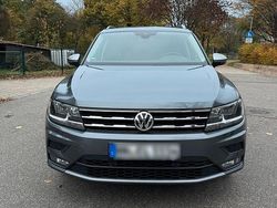 Grau Gebraucht 2021 VW Tiguan Allspace SUV | 31.000 € (Fairer Preis)