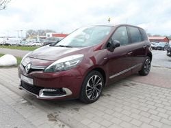 Rot Gebraucht 2015 Renault Scénic Bose Edition Van / Kleinbus | 7.490 € (Guter Preis)