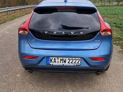 Gebraucht 2015 Volvo V40 Momentum Kombi | 9.900 € (Fairer Preis)