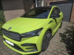 Grün Gebraucht 2023 Skoda Enyaq iV RS SUV | 43.500 € (Fairer Preis)