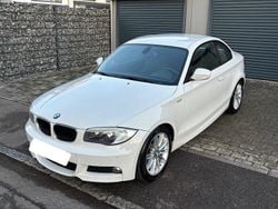 Weiß Gebraucht 2012 BMW 118 Coupé M Sport Coupé | 9.200 € (Fairer Preis)