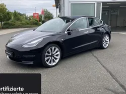 Schwarz Gebraucht 2020 Tesla Model 3 Long Range RWD Limousine | 24.300 € (Etwas zu teuer)