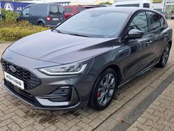 Magneticgrau Neu 2025 Ford Focus ST-Line Kleinwagen | 28.490 € (Fairer Preis)