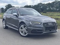 Grau Gebraucht 2015 Audi A3 Sportback e-tron S-Line Limousine | 11.450 €
