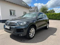 Grau Gebraucht 2011 VW Touareg Exclusive SUV | 10.999 € (Fairer Preis)
