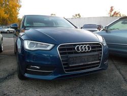 Blau Gebraucht 2013 Audi A3 Attraction Limousine | 5.990 € (Guter Preis)