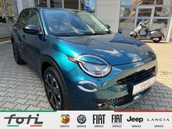 Blau Neu 2025 Fiat 600 La Prima SUV | 28.990 € (Etwas zu teuer)