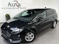 Obsidianschwarz Gebraucht 2022 Ford S-MAX Titanium Van / Kleinbus | 29.989 € (Fairer Preis)