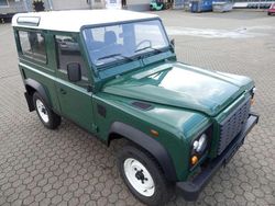 Grün Gebraucht 2005 Land Rover Defender SUV | 39.550 € (Fairer Preis)