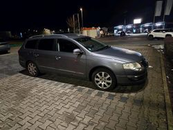 Grau Gebraucht 2006 VW Passat Kombi | 4.500 € (Teuer)