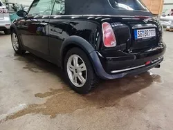 Schwarz Gebraucht 2005 Mini ONE Kleinwagen | 1.950 € (Fairer Preis)