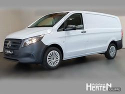 Arktikweiß Gebraucht 2025 Mercedes Vito Van / Kleinbus | 44.506 €