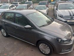 Grau Gebraucht 2016 VW Polo Limousine | 7.400 € (Fairer Preis)