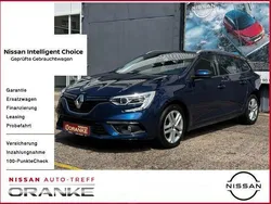 Blau Gebraucht 2017 Renault Mégane GrandTour Business Kombi | 13.300 € (Guter Preis)