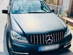 Schwarz Gebraucht 2011 Mercedes C220 Limousine | 6.500 € (Teuer)