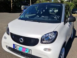 Weiß Gebraucht 2019 Smart ForTwo Electric Drive Coupé | 8.870 € (Etwas zu teuer)