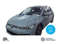 Mondsteingrau Gebraucht 2024 VW Golf VIII Move Limousine | 24.490 € (Guter Preis)