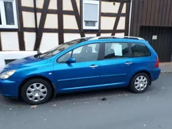 Blau Gebraucht 2002 Peugeot 307 Kombi | 1.450 € (Fairer Preis)
