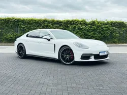 Pure white Gebraucht 2017 Porsche Panamera 4S Limousine | 44.890 €
