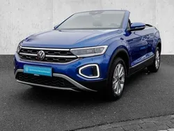 Ravennablau metallic schwarz Gebraucht 2024 VW T-Roc Style SUV | 23.480 € (Fairer Preis)