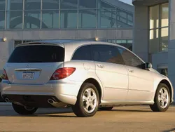 Mercedes R320