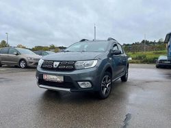 Grau Gebraucht 2019 Dacia Sandero Celebration Kleinwagen | 11.299 € (Fairer Preis)