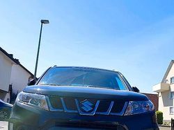 Schwarz Gebraucht 2015 Suzuki Vitara SUV | 14.000 € (Etwas zu teuer)