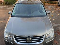Grau Gebraucht 2007 VW Touran Van / Kleinbus | 3.700 € (Guter Preis)