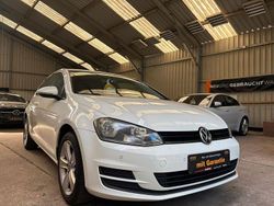 Weiß Gebraucht 2014 VW Golf VII Trendline | 5.750 € (Guter Preis)