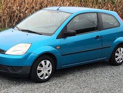 Blau Gebraucht 2004 Ford Fiesta Kleinwagen | 1.890 € (Etwas zu teuer)