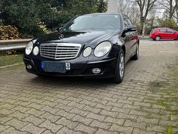 Schwarz Gebraucht 2007 Mercedes E320 Limousine | 4.300 € (Superpreis)