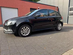 Schwarz Gebraucht 2016 VW Polo Kleinwagen | 9.300 € (Guter Preis)