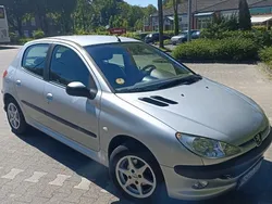 Silber Gebraucht 2003 Peugeot 206 Filou Limousine | 1.290 € (Fairer Preis)