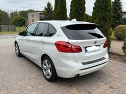 Weiß Gebraucht 2018 BMW 225 Active Tourer iPerformance Van / Kleinbus | 14.350 € (Guter Preis)