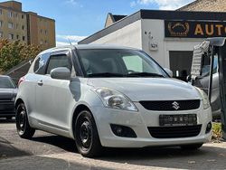 Weiß Gebraucht 2010 Suzuki Swift Basic | 2.400 € (Guter Preis)